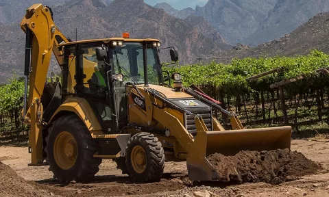 Экскаватор-погрузчик Cat 428F2