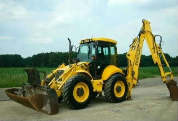 Экскаватор-погрузчик New Holland LB115B
