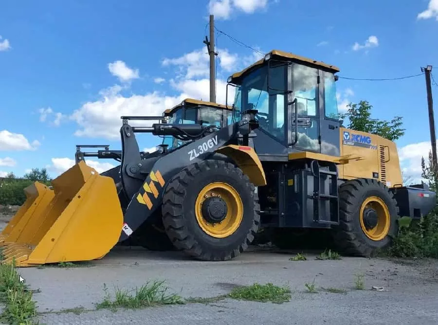 Фронтальный погрузчик XCMG ZL30G