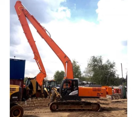 Гусеничный экскаватор с длинной стрелой Hitachi ZX330 Long Reach 19м
