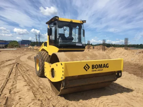 Каток Bomag BW 213 грунтовый 14,5 т